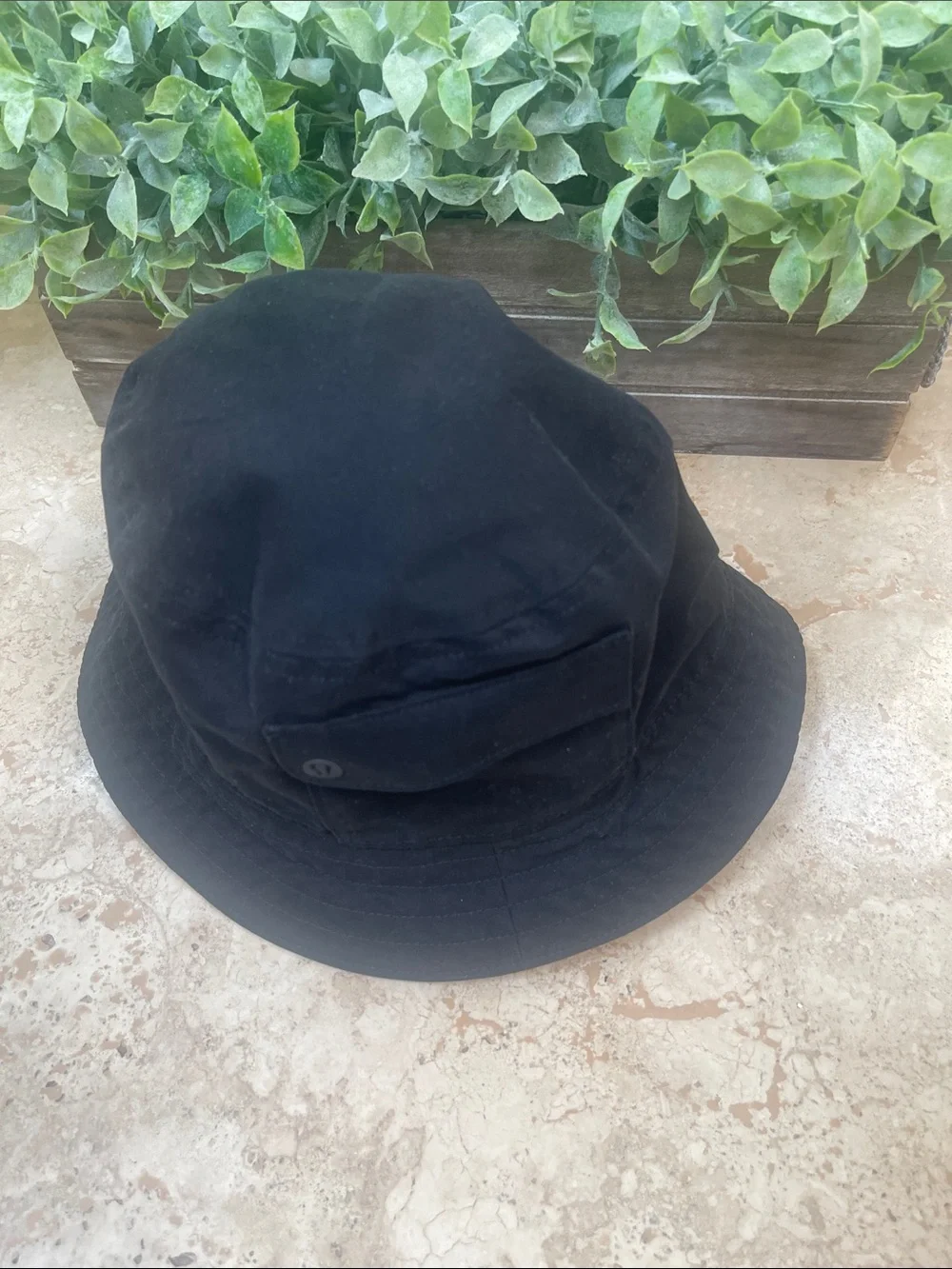 lululemon athletica Black Bucket Hat size S/M